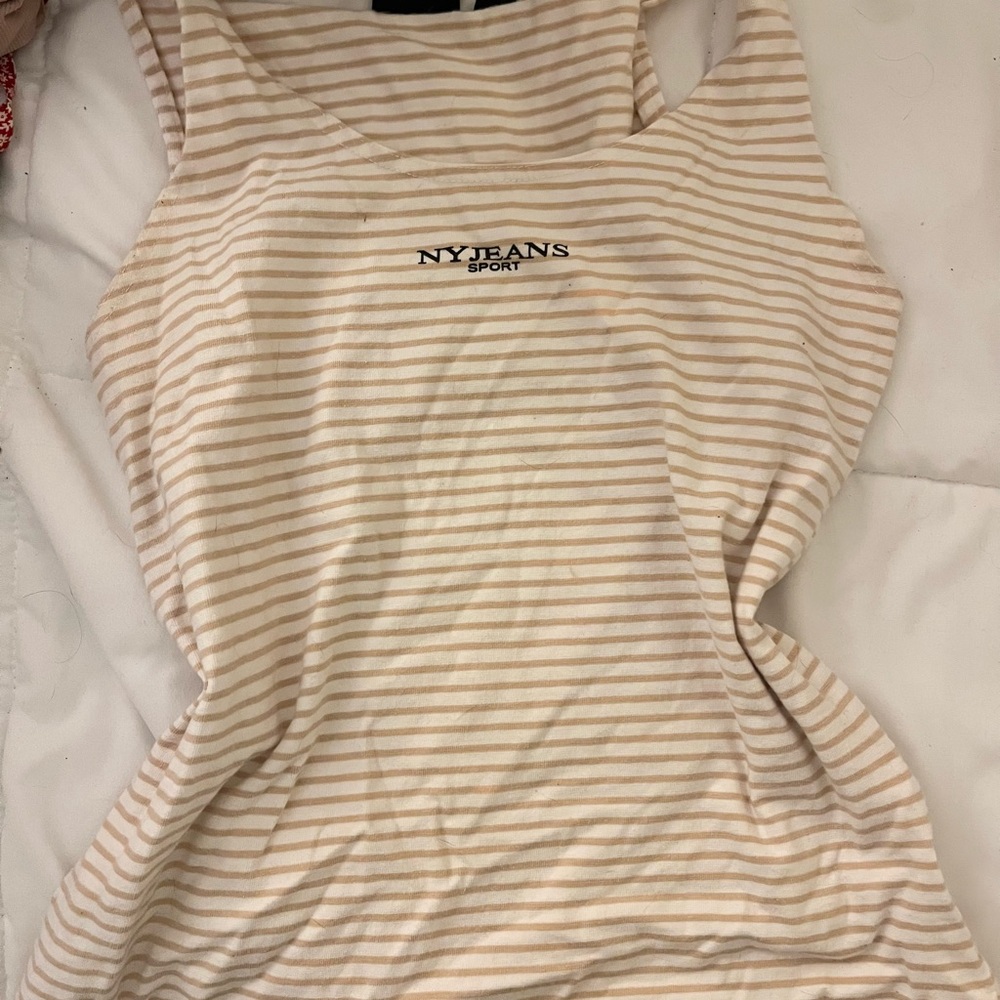 NY Jeans sport tan & white tank top